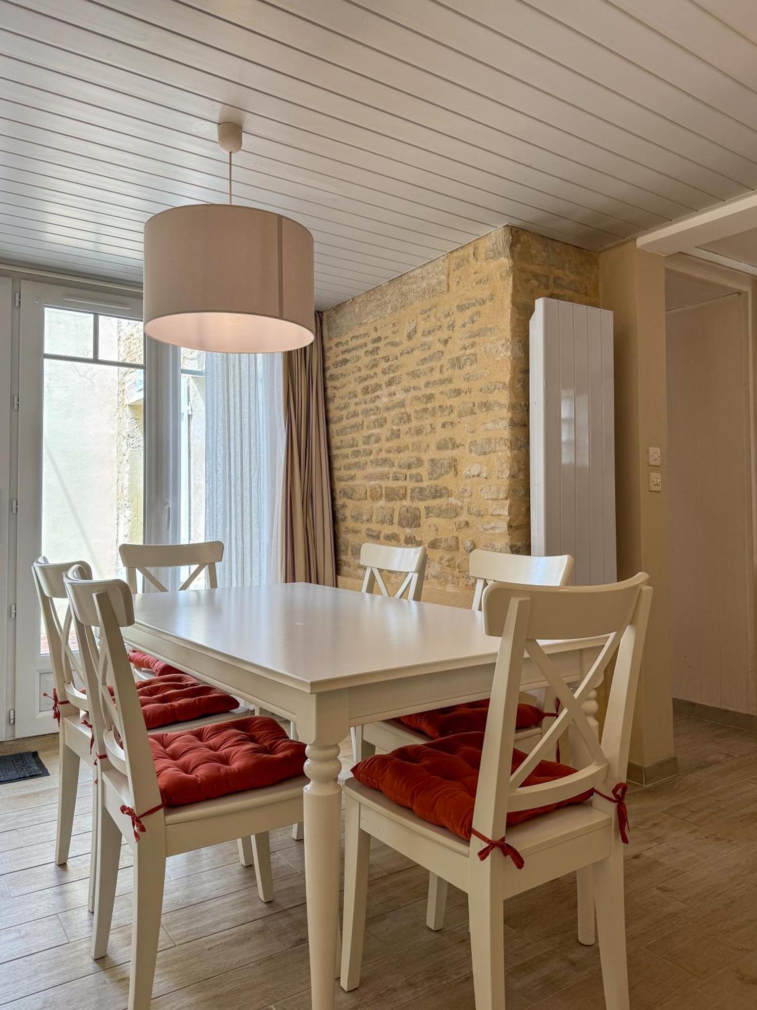 Titmae Villa Уистреам Екстериор снимка